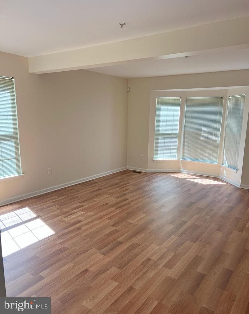 3844 Lakewood Place photo 3