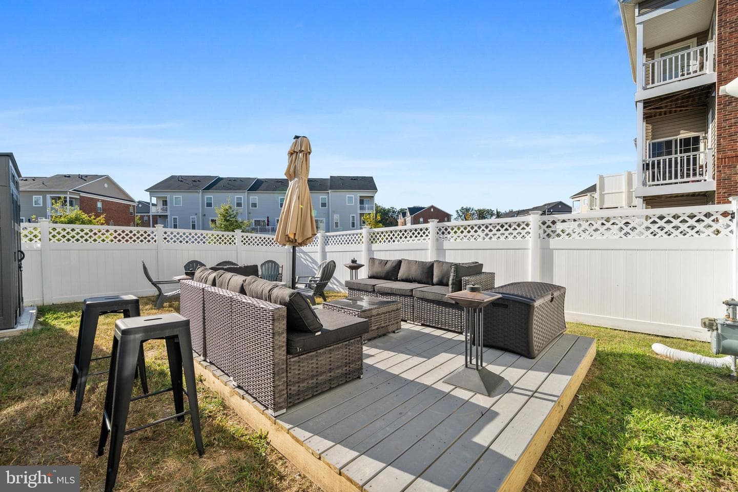 5335 Tweeddale Place photo 10