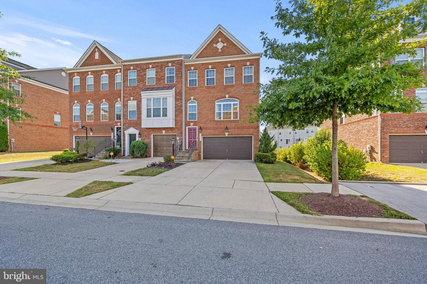 5335 Tweeddale Place photo 3