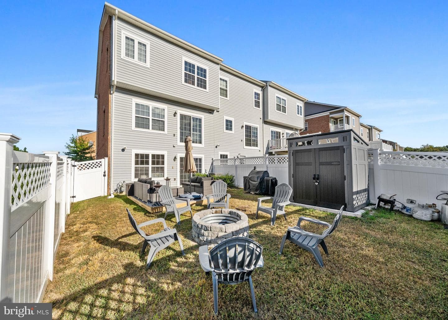 5335 Tweeddale Place photo 8
