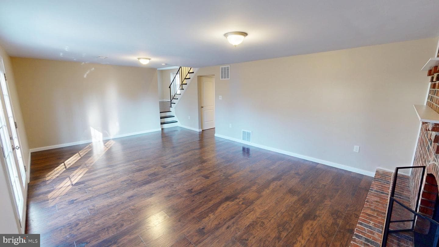 5014 Nicholas Road photo 36
