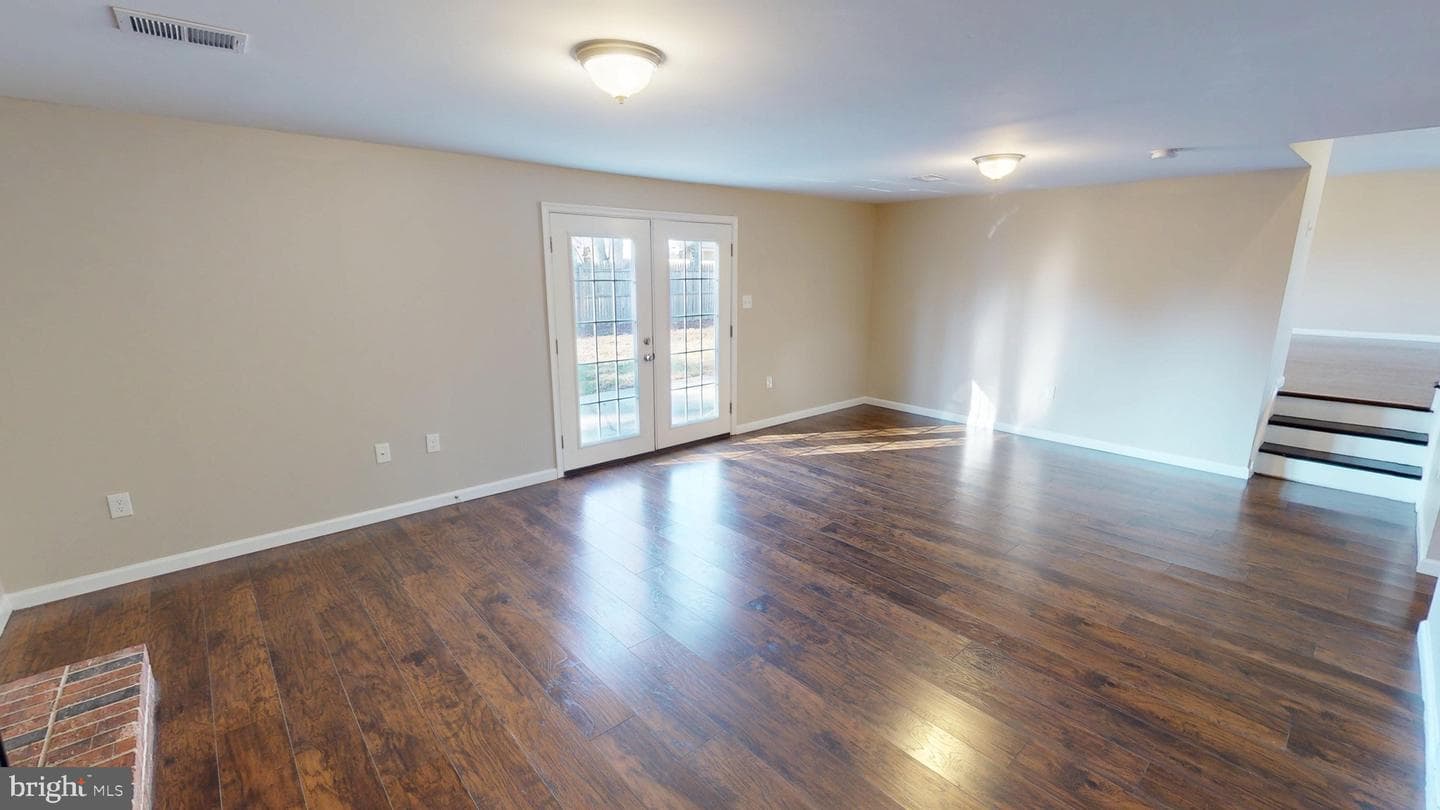 5014 Nicholas Road photo 37