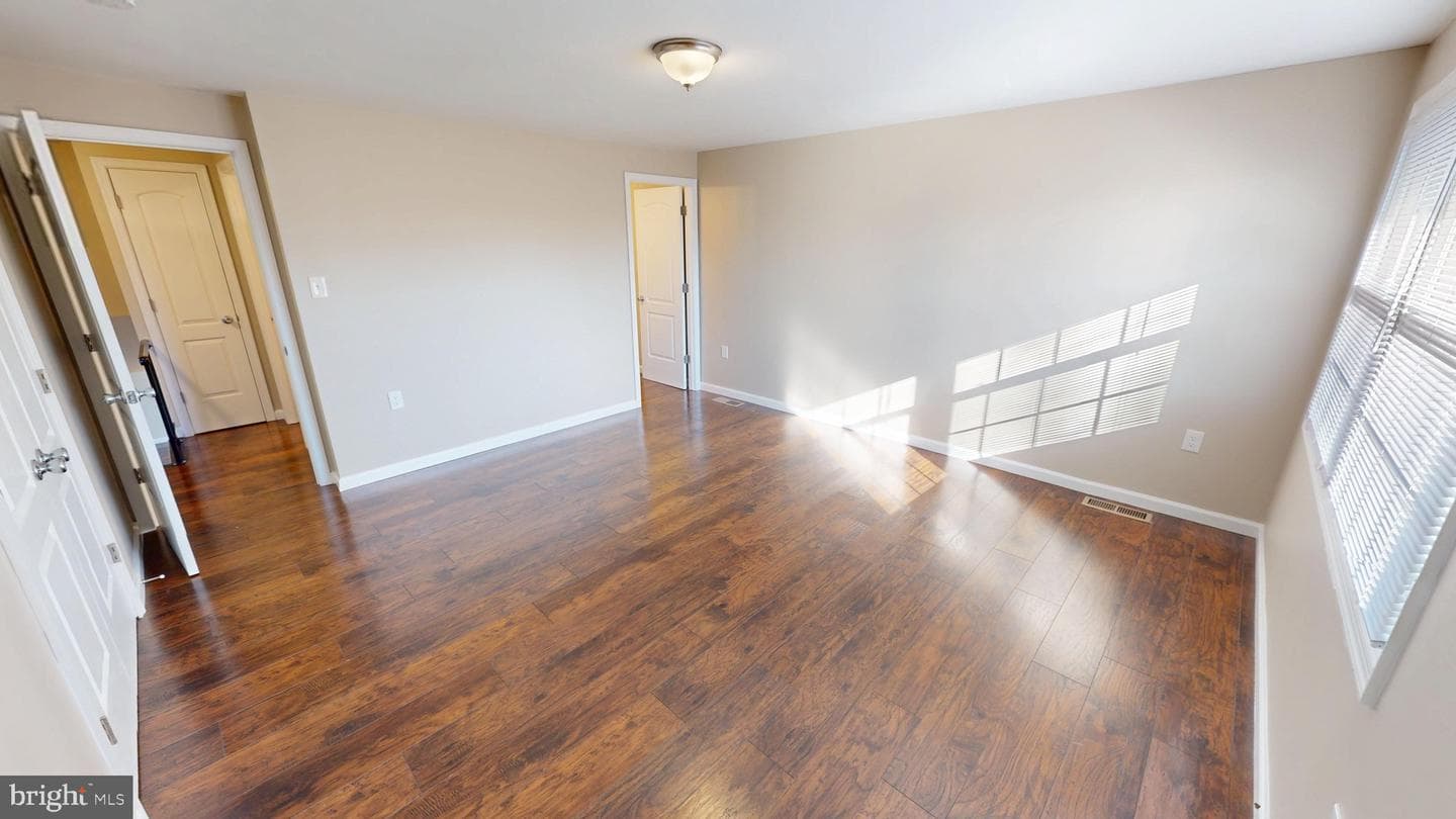 5014 Nicholas Road photo 62