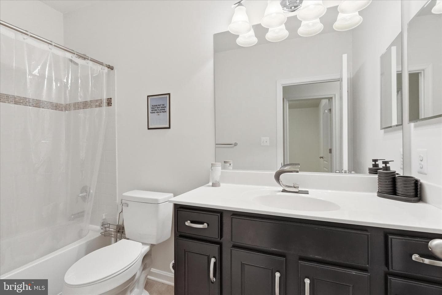 6423 Ocelot Street photo 40