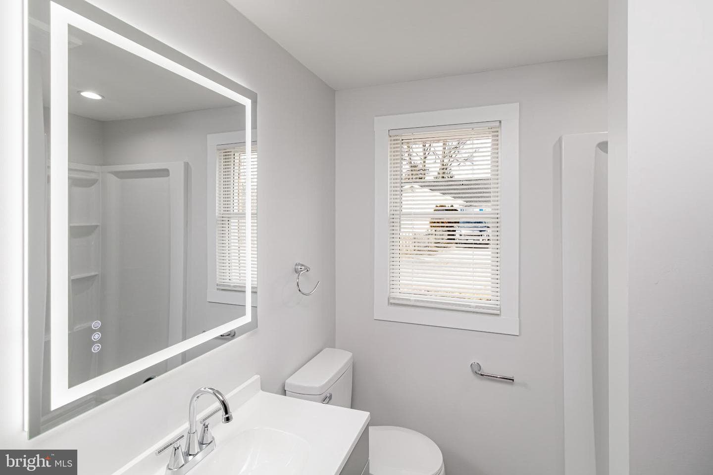4410 Strauss Avenue photo 17