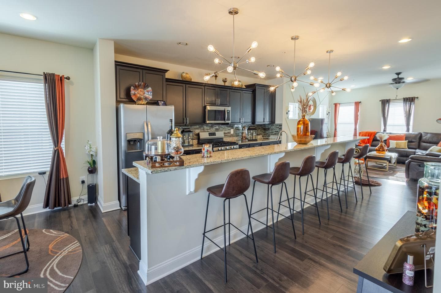 11391 Tolkien Avenue photo 13