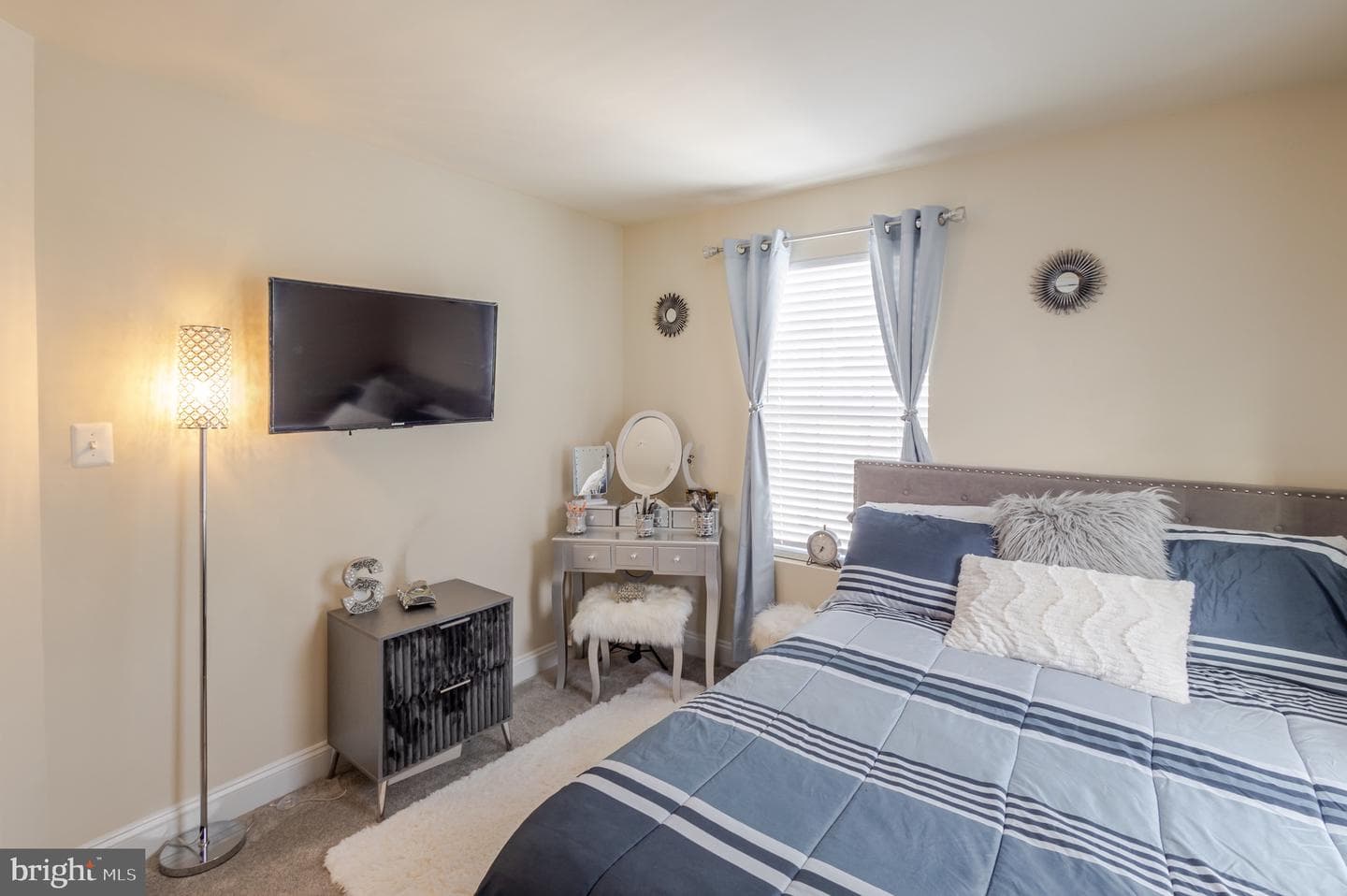11391 Tolkien Avenue photo 20