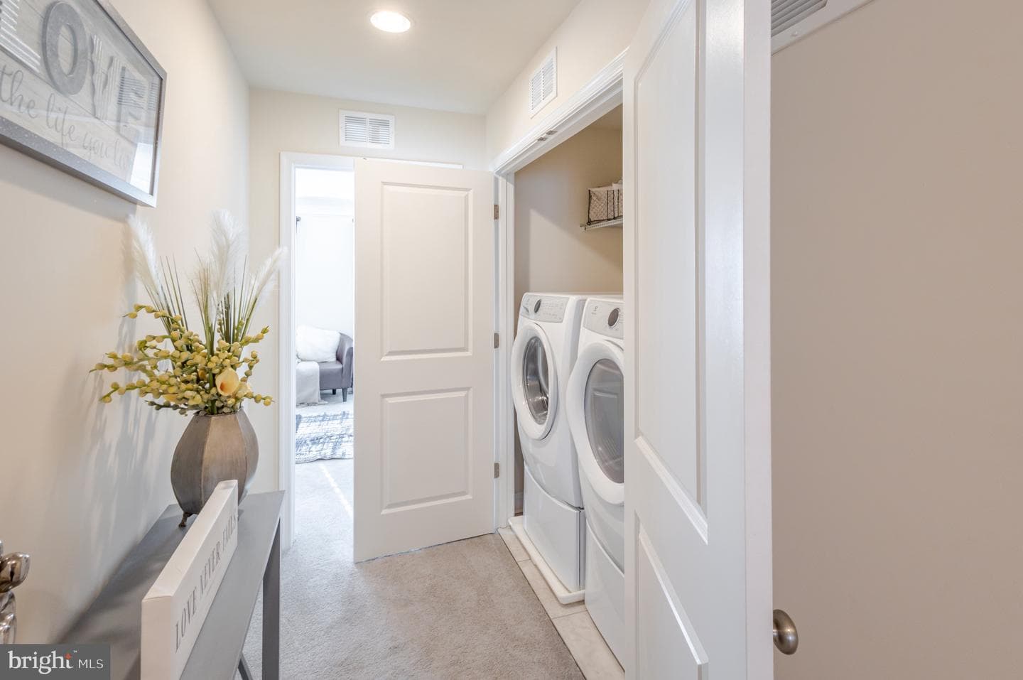 11391 Tolkien Avenue photo 28