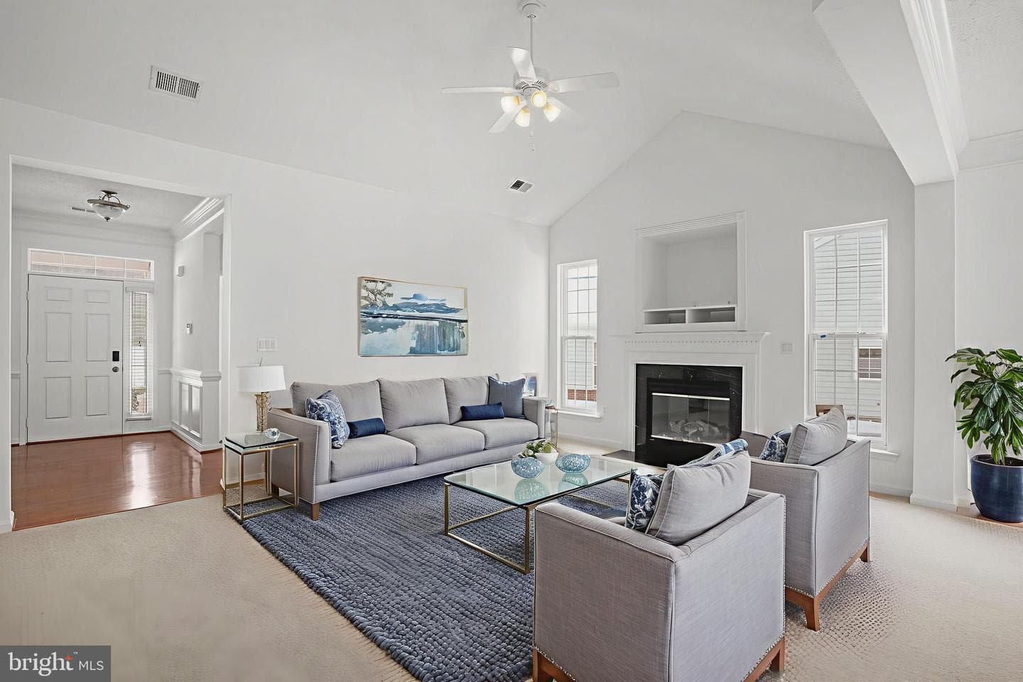 270 Williamsburg Circle photo 4