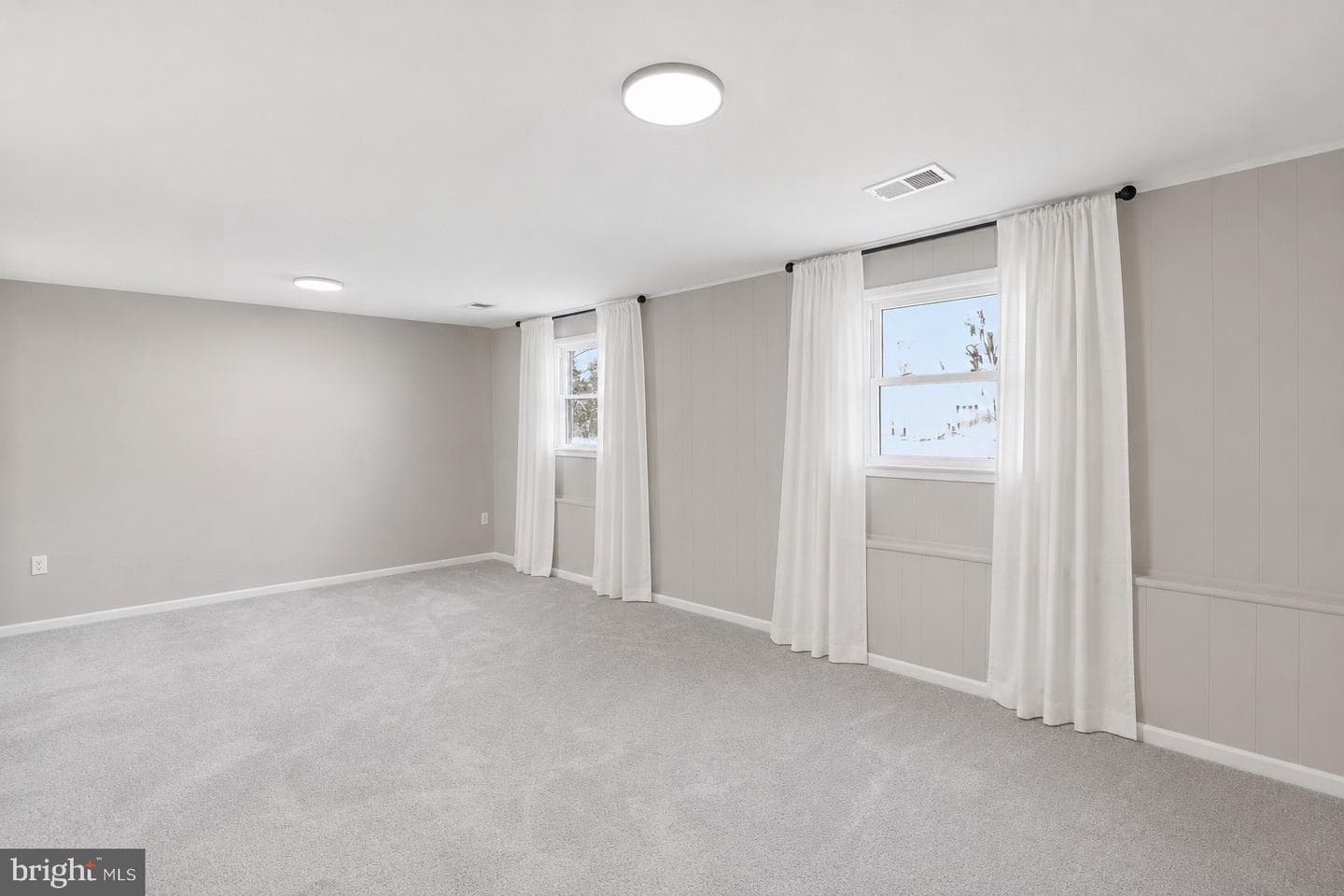 6 Stratford Court photo 14