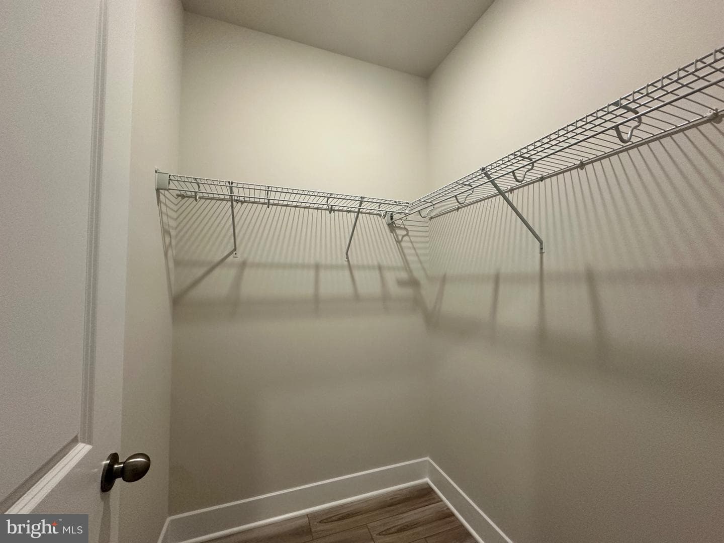 5404 Newport Circle photo 23