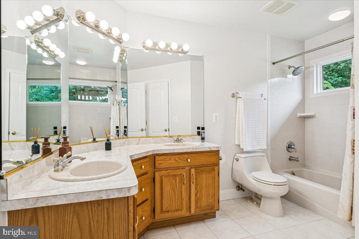 5630 Lewisville Place photo 32