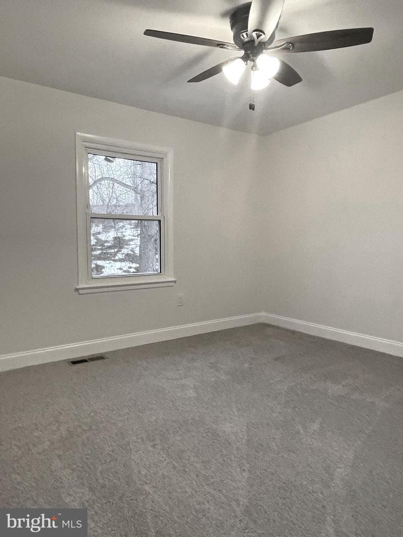 2106 Boxwood Circle photo 29