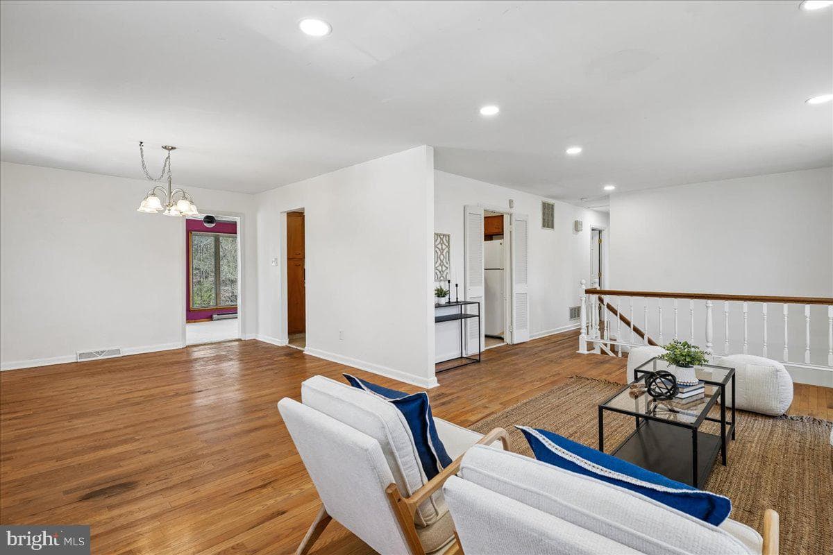4 Walnut Hill Road photo 10