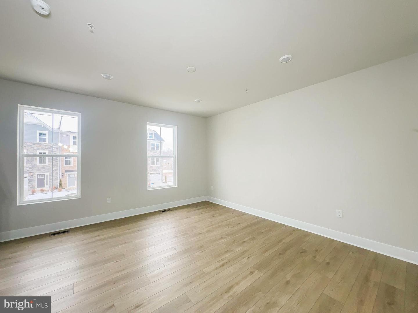 5526 Aberdeen Place photo 19