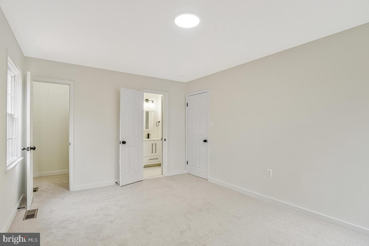 2424 Pear Tree Court photo 20