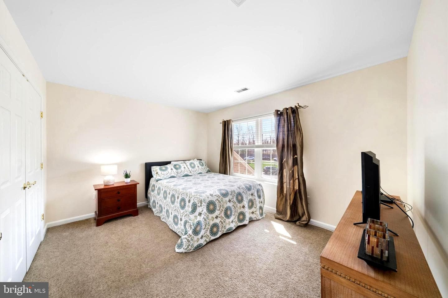 2752 Hale Court photo 34