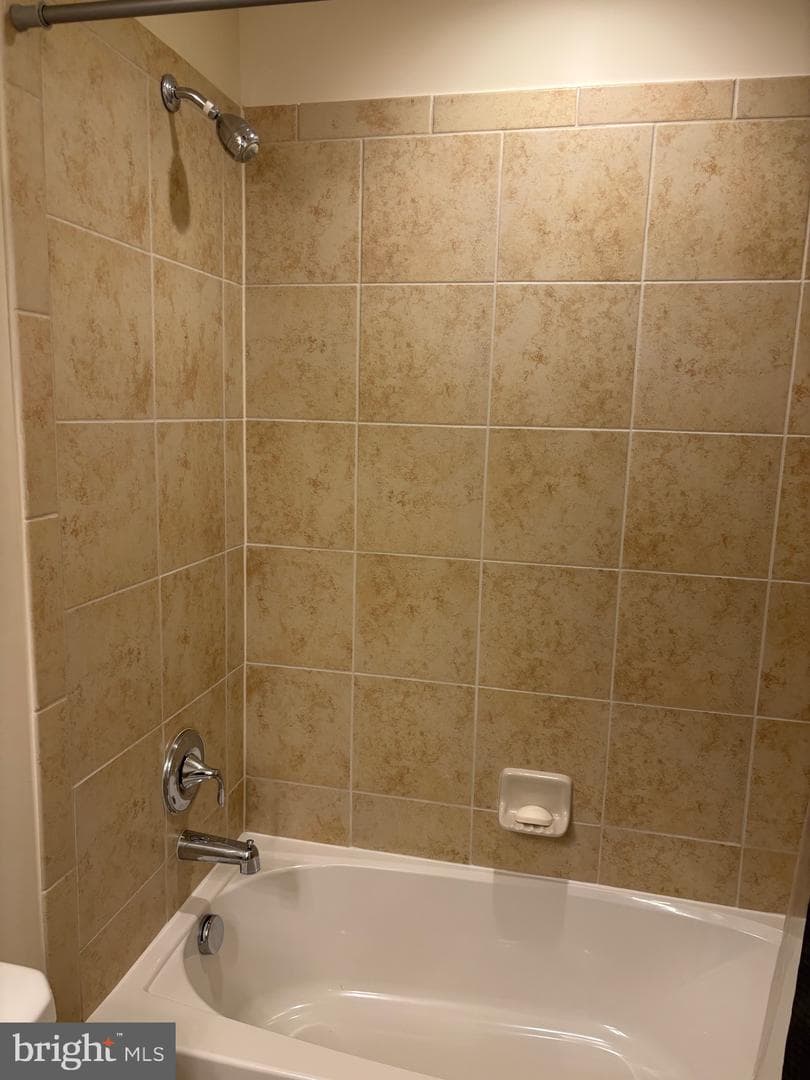 5404 Spotswood Place photo 43