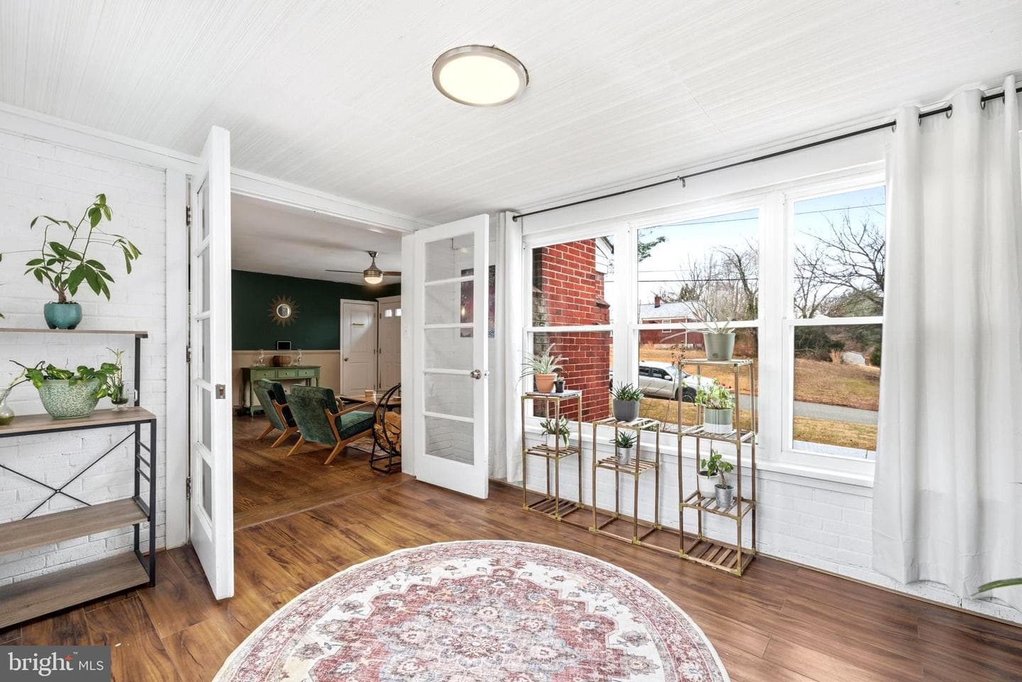 3270 Green Meadows Drive photo 4