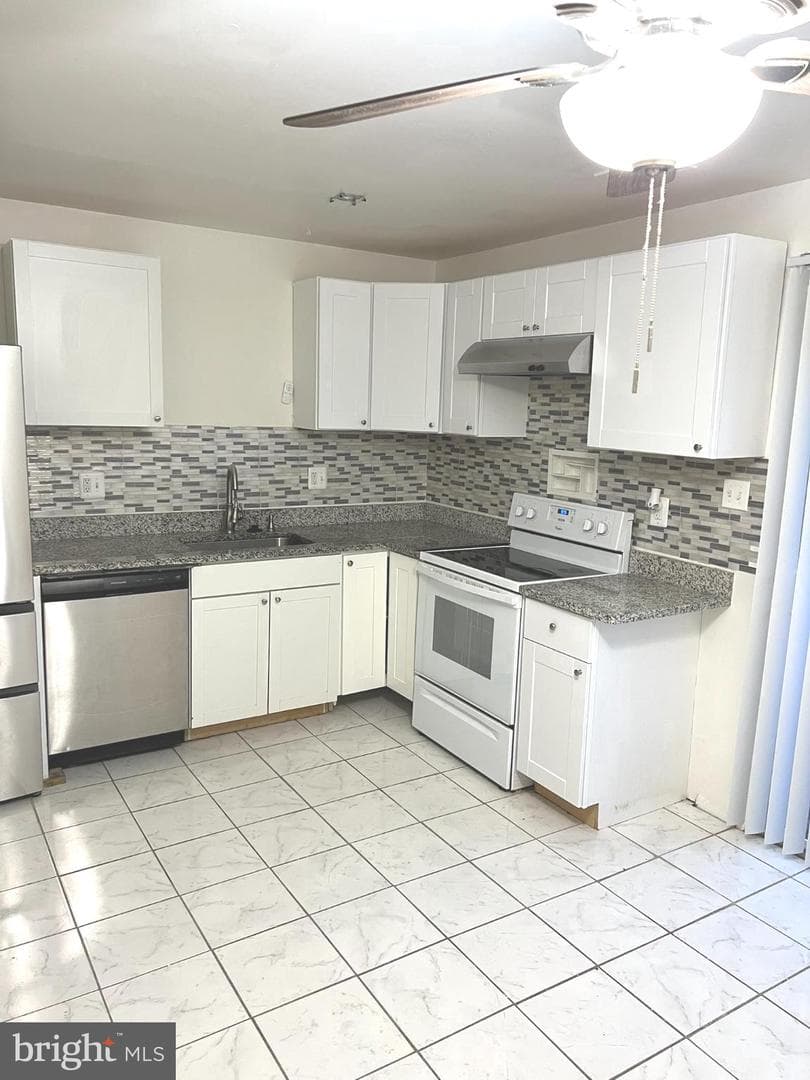 11841 Oak Manor Drive #39 photo 3