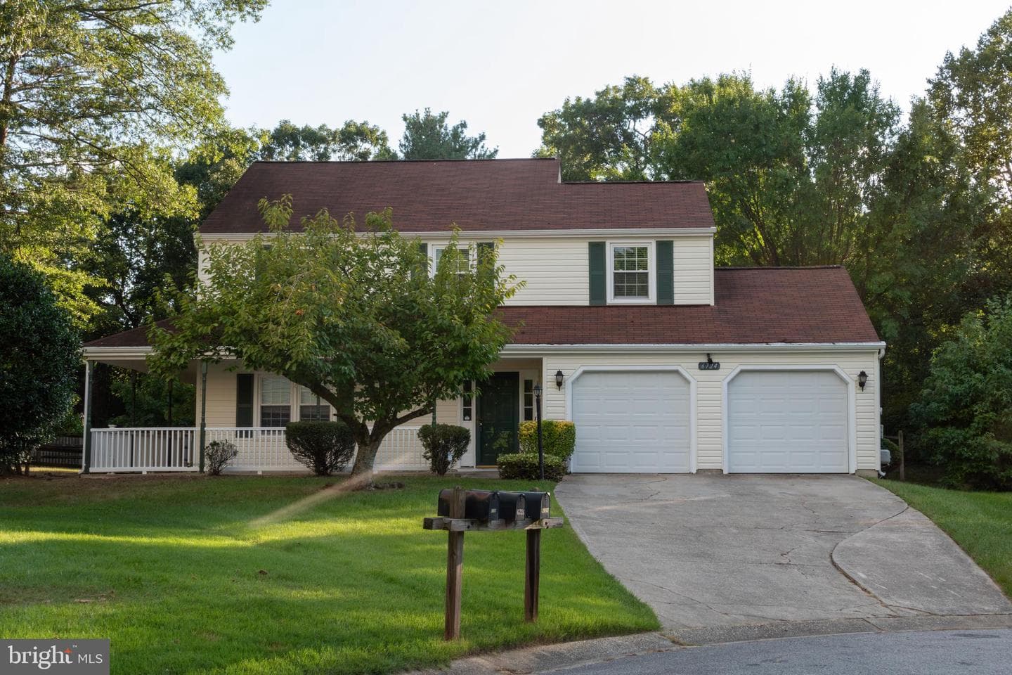 6724 Dolphin Court