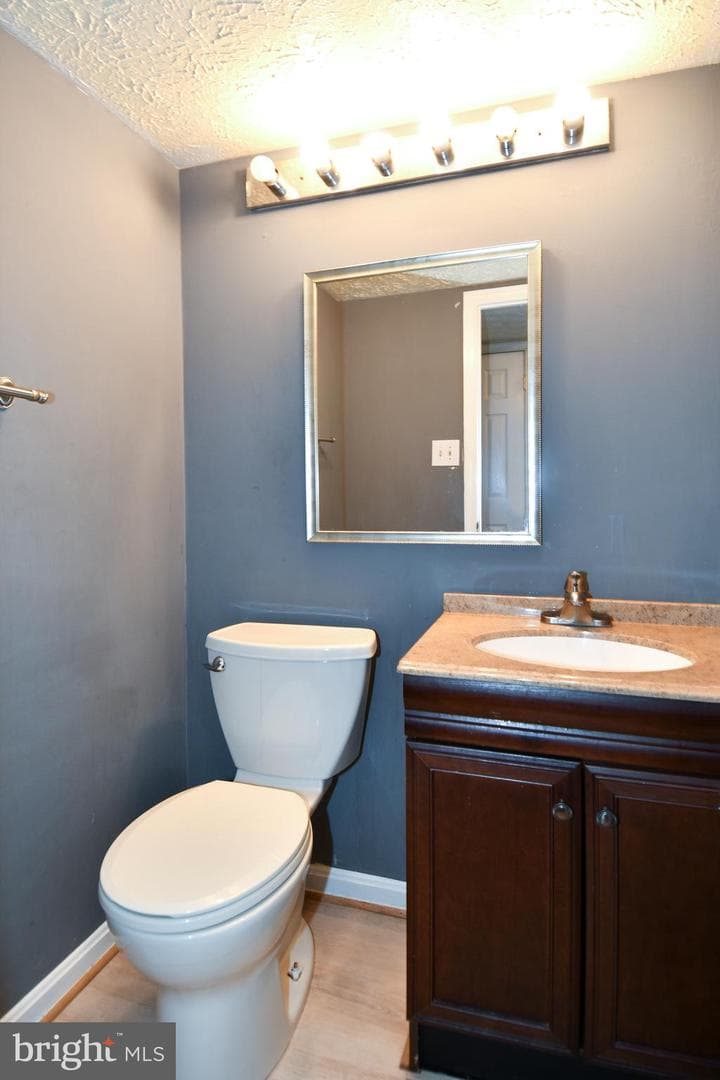 6724 Dolphin Court photo 23