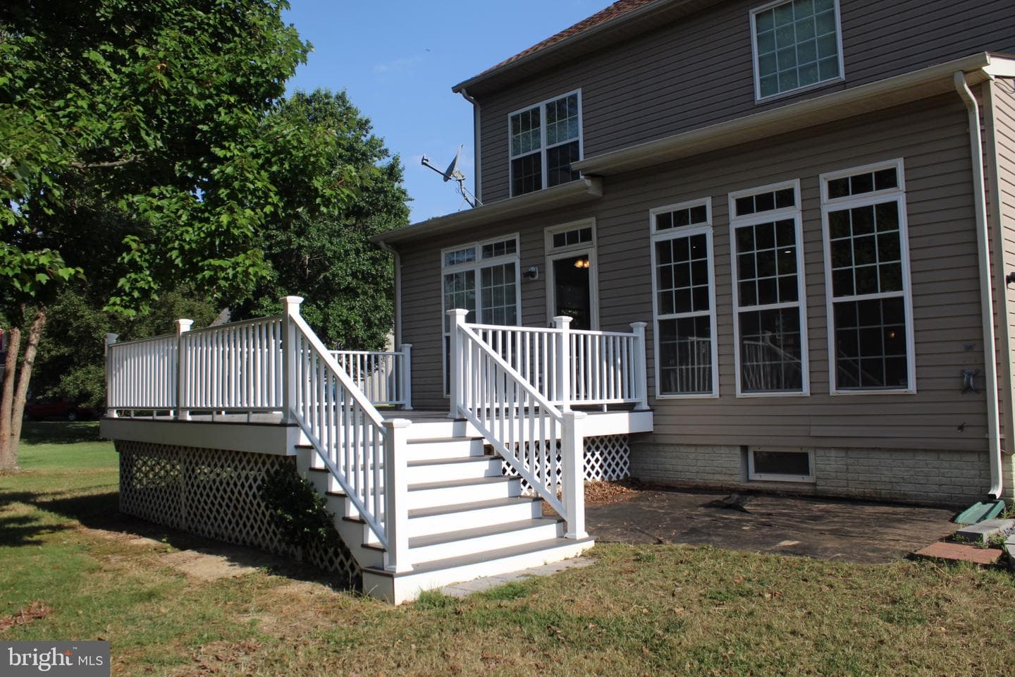 10111 Astill Court photo 38
