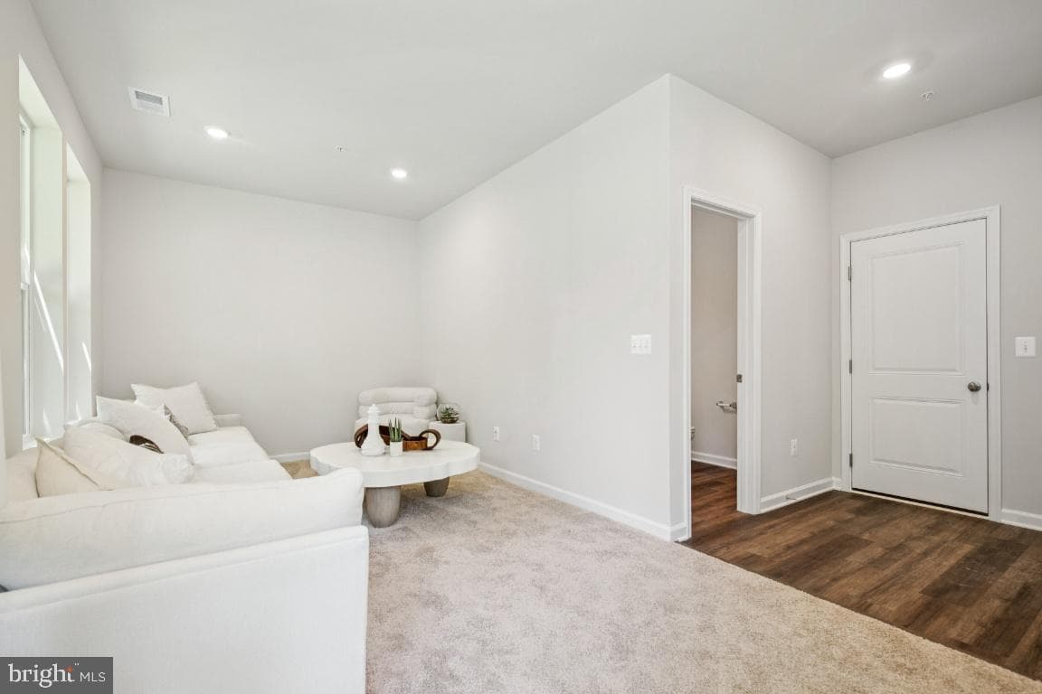 9749 Gaelic Pl Place photo 23