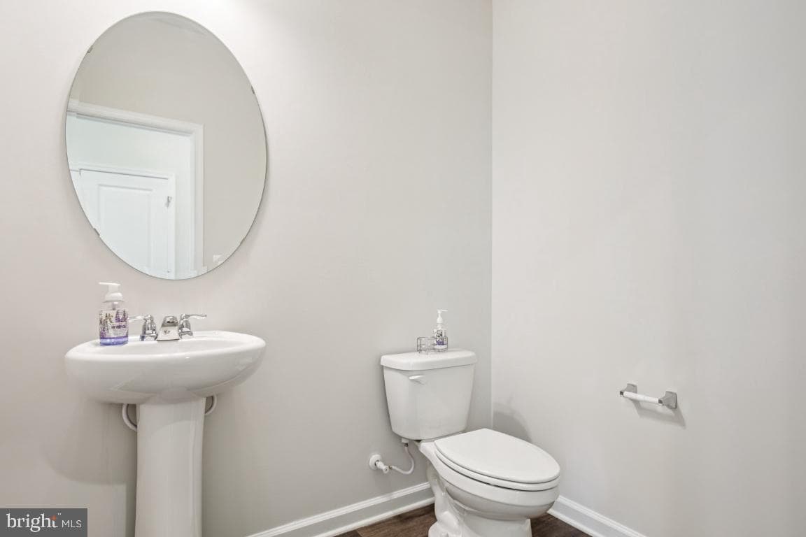 9749 Gaelic Pl Place photo 3
