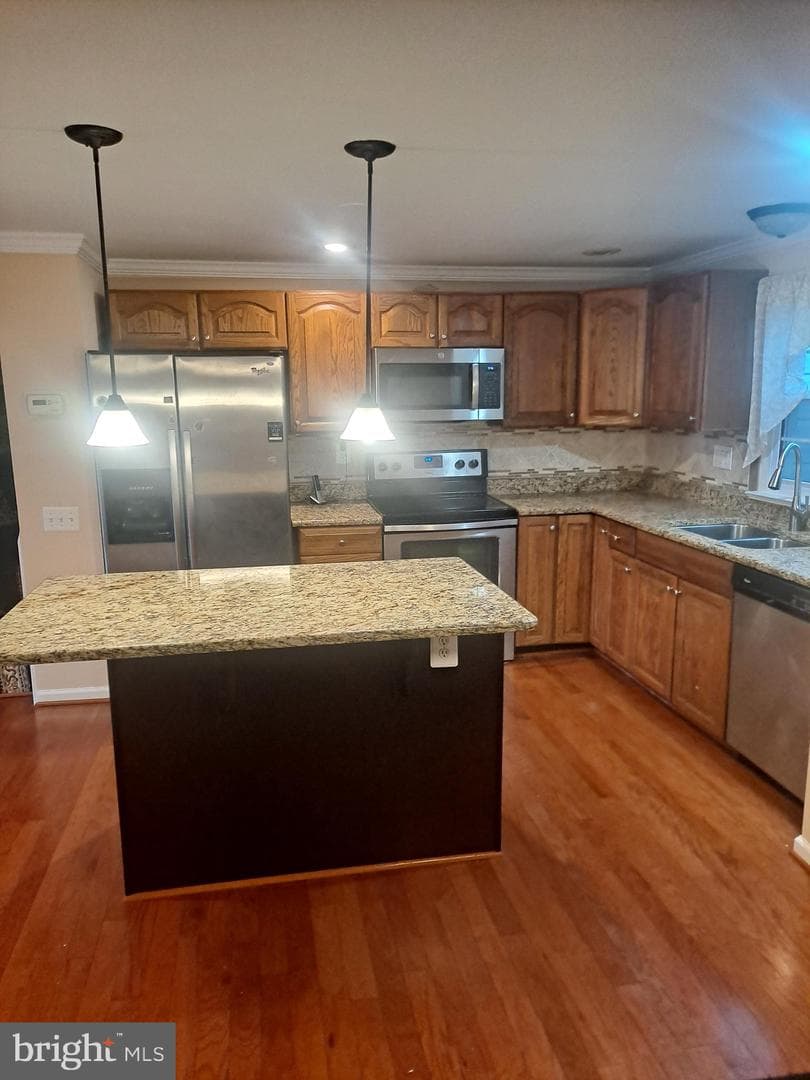 1208 Bannister Circle photo 7