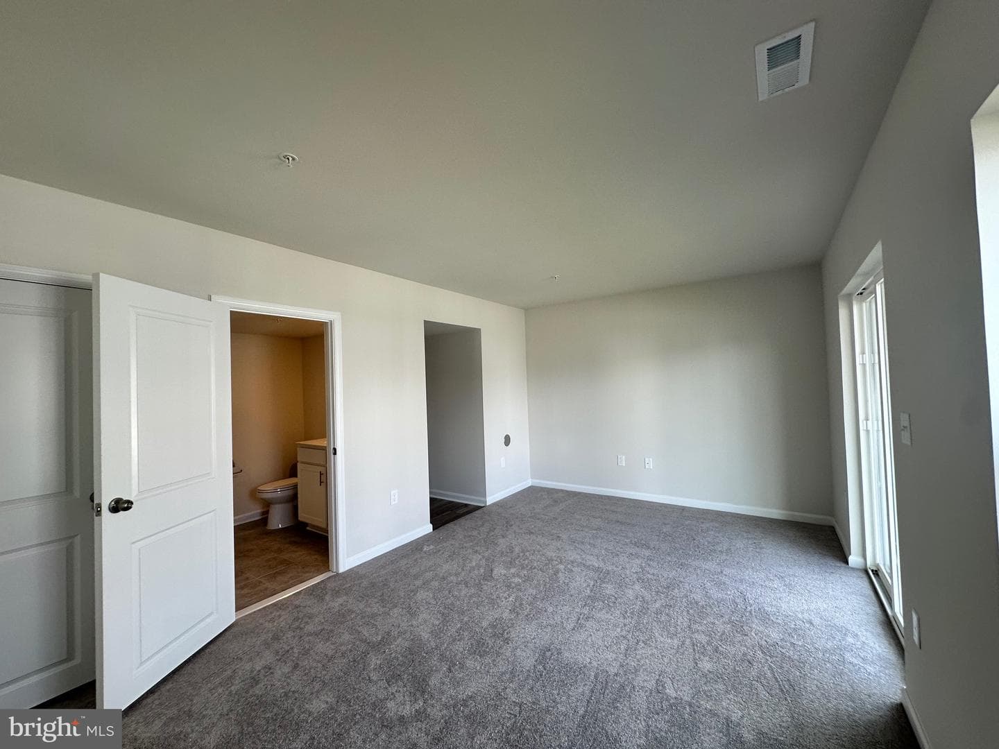 5613 Ludlow Place photo 31