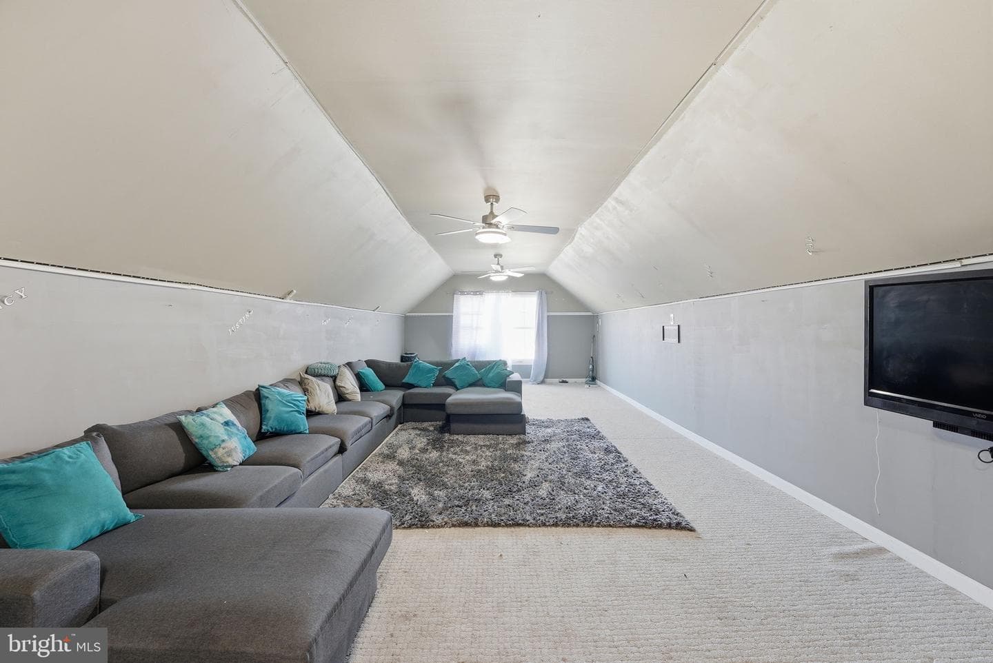 6870 Hawkins Gate Road photo 8