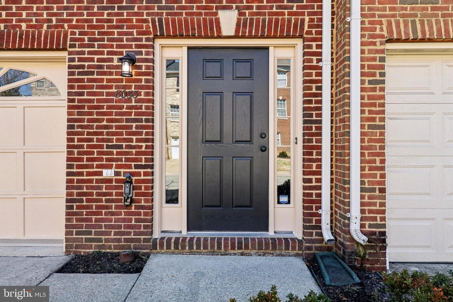 8033 Bloomsbury Place photo 7