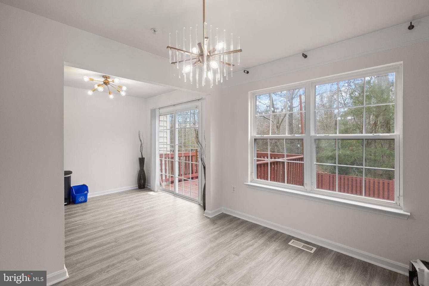 10906 W Point Place photo 10