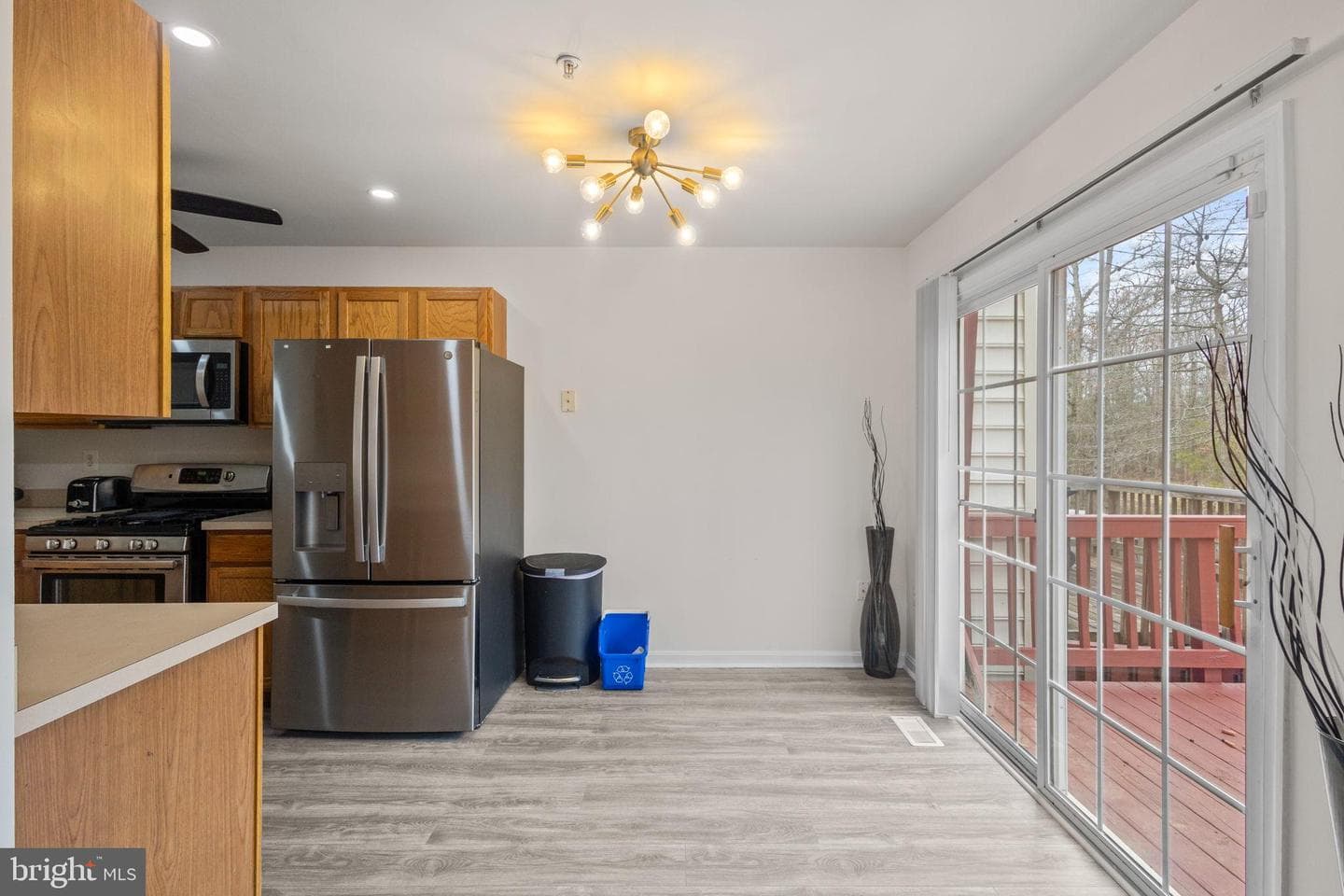 10906 W Point Place photo 11