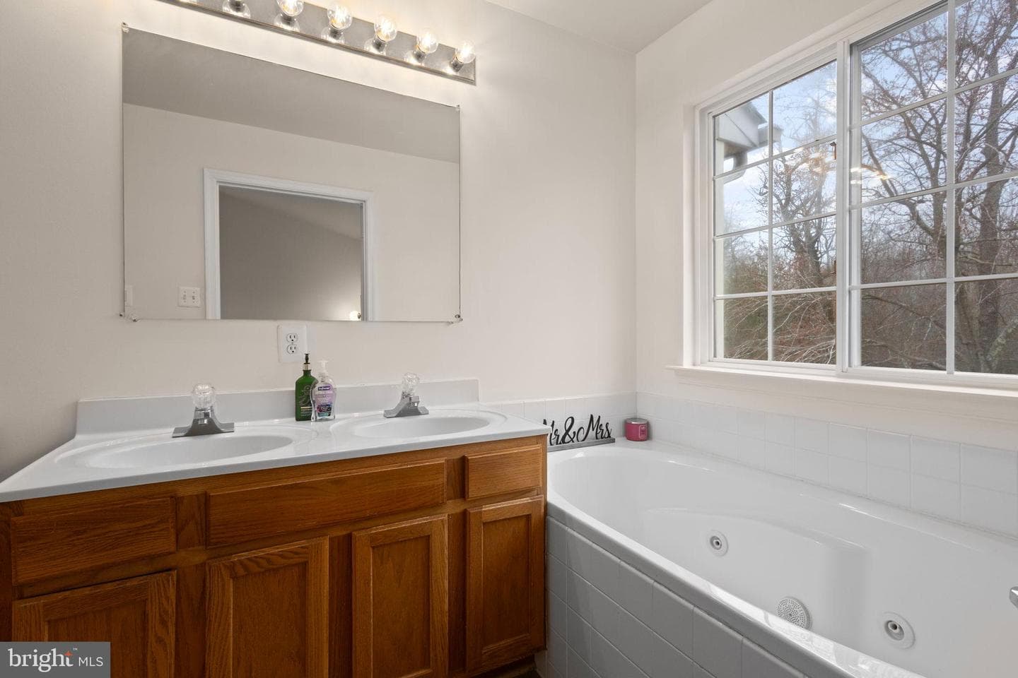 10906 W Point Place photo 20