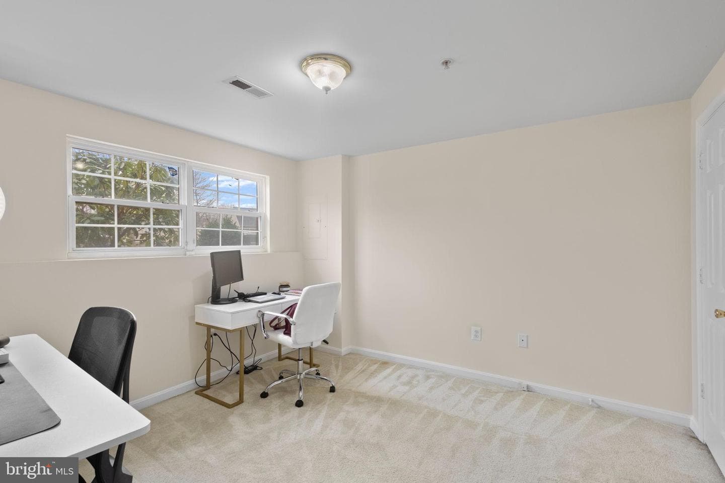 10906 W Point Place photo 27