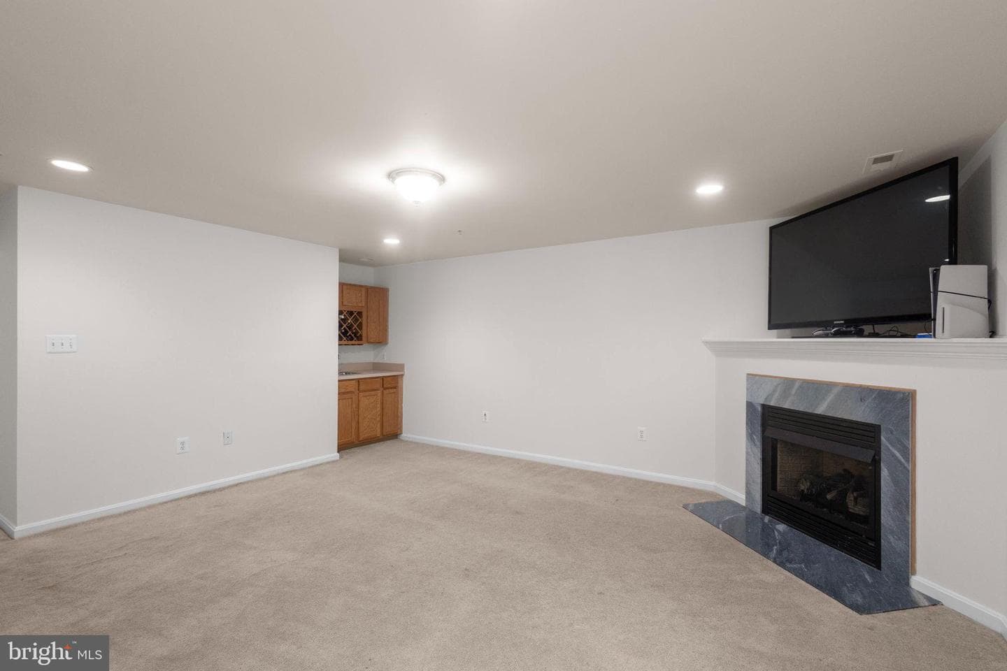10906 W Point Place photo 32