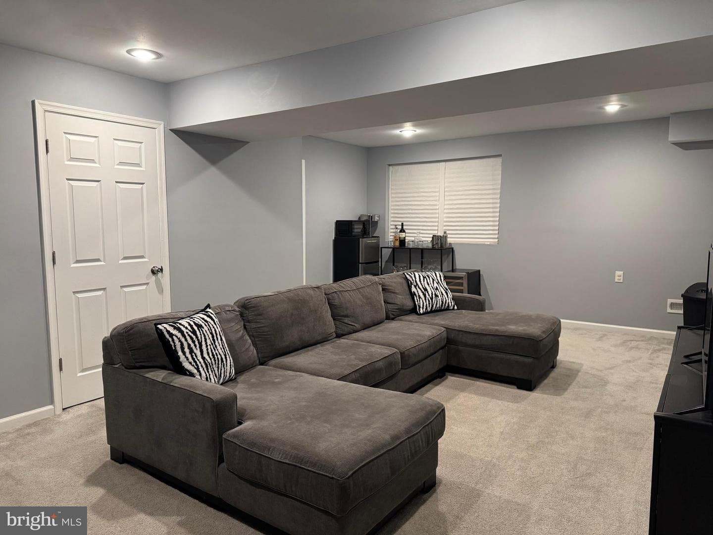 9018 Holly Avenue photo 21