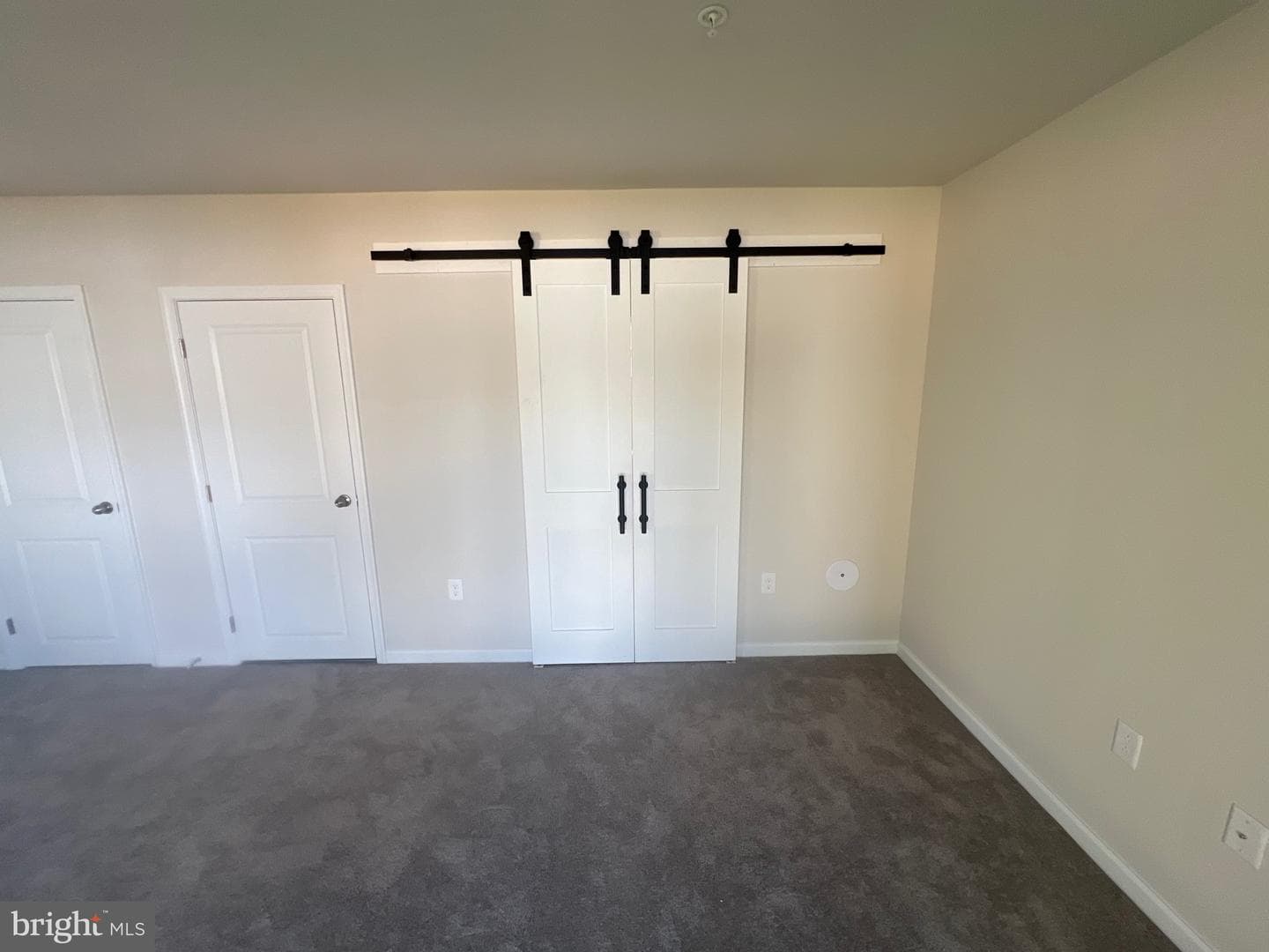 5638 Ludlow Place photo 36