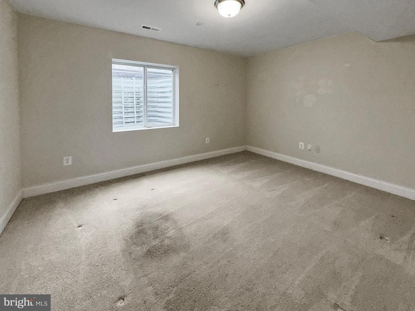 2829 Deer Creek Court photo 3