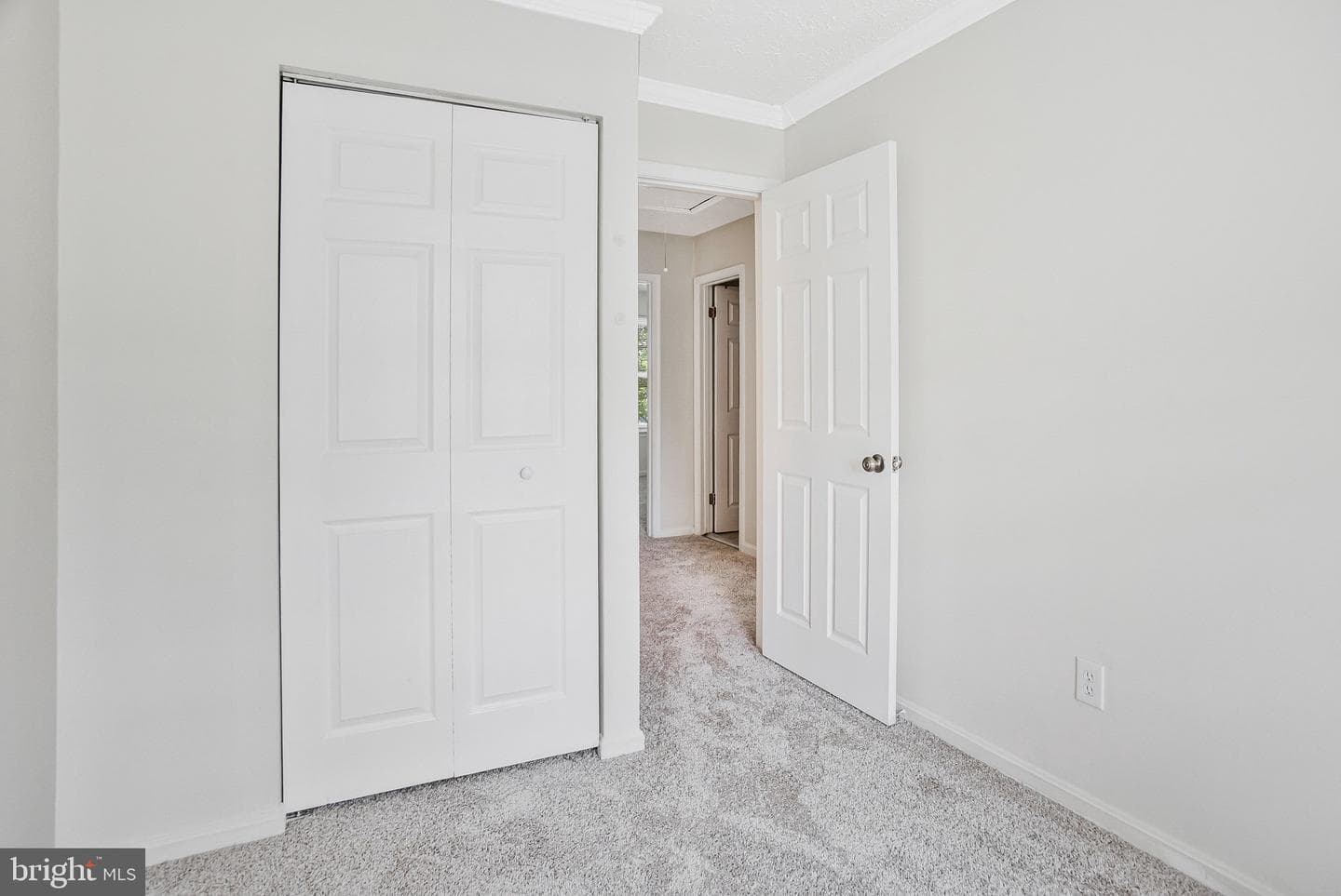 1 Dale Drive photo 32