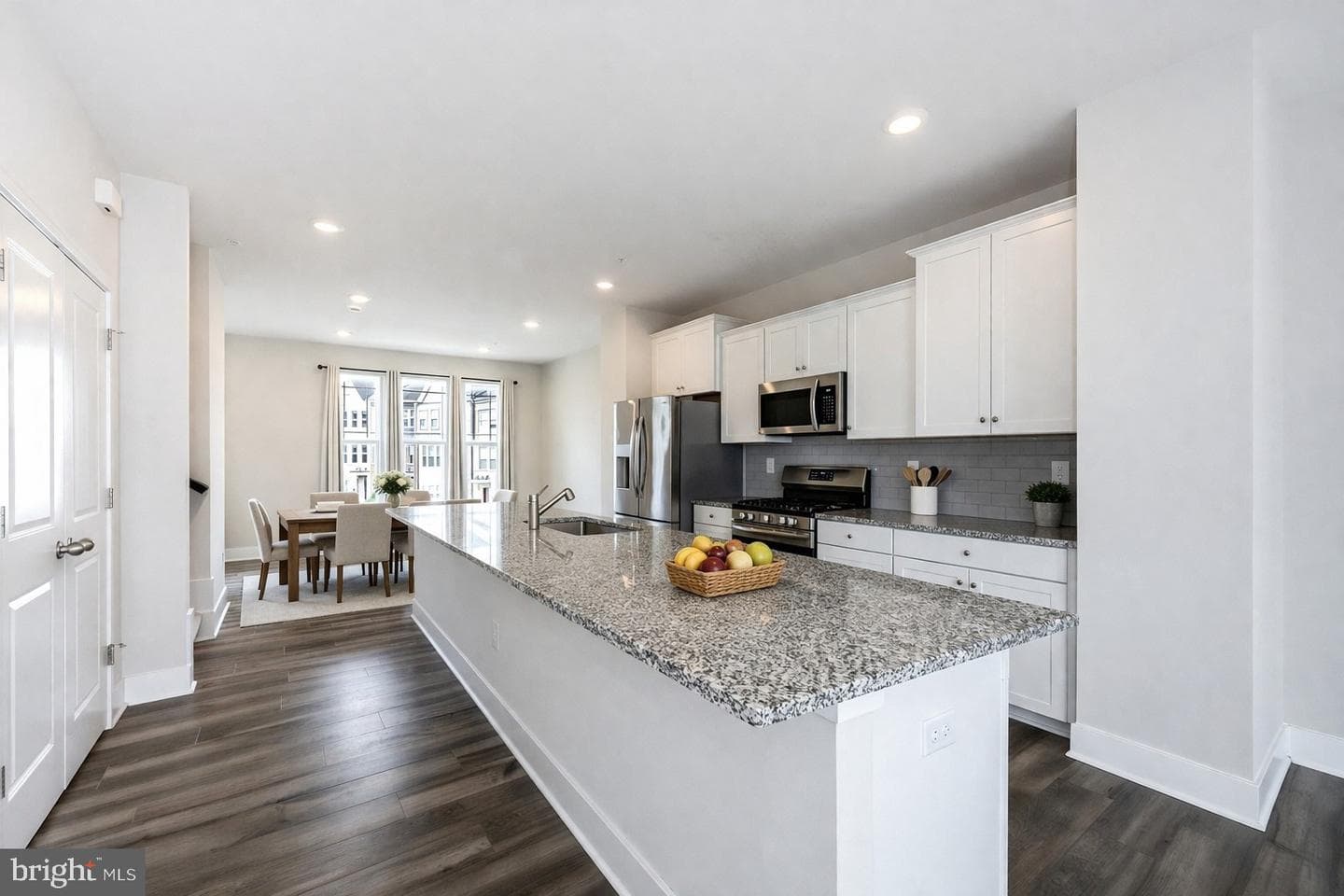 2762 Bridgewater Drive photo 3