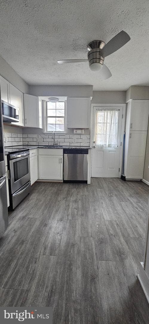2082 Chapelside Court photo 10