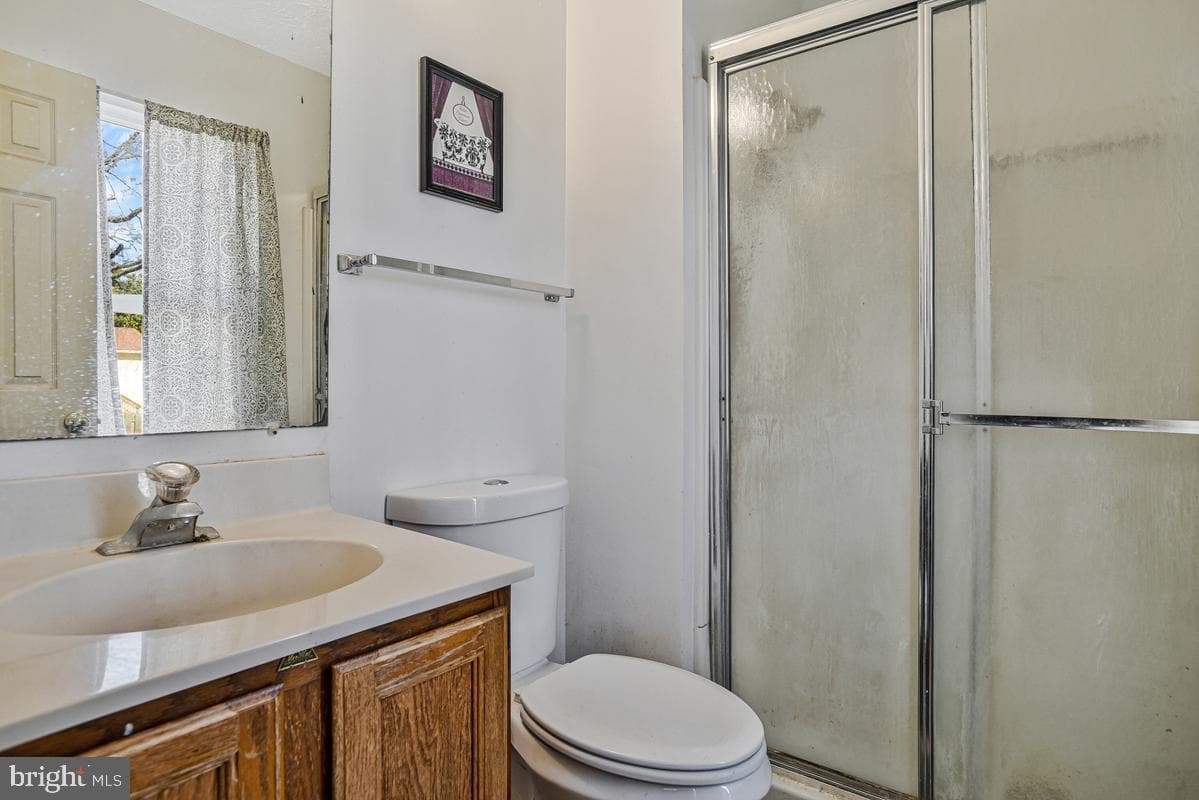 2414 Shade Oak Court photo 5