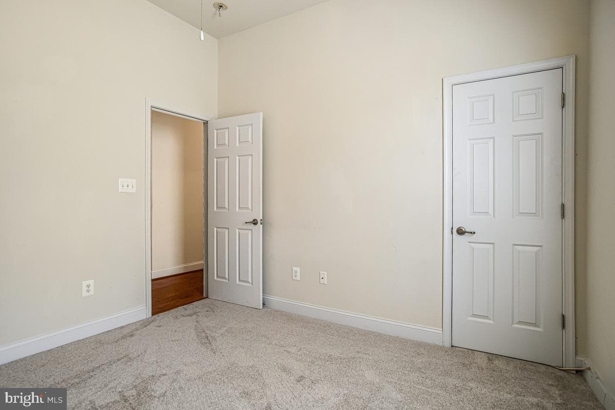 11094 Commanders Lane photo 14