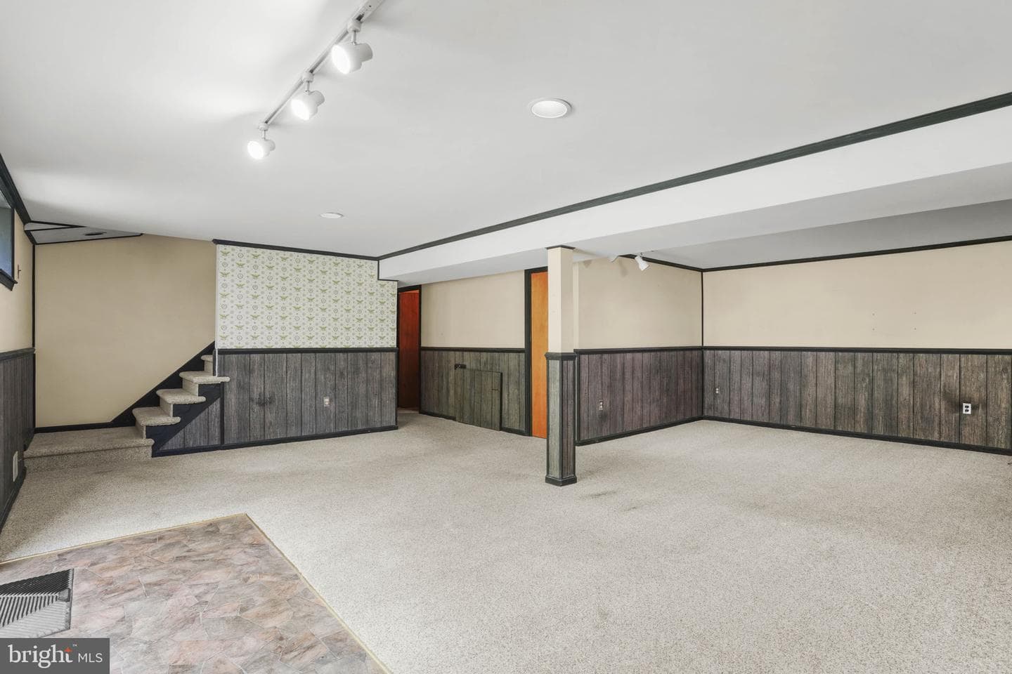 13110 Hickory Avenue photo 30