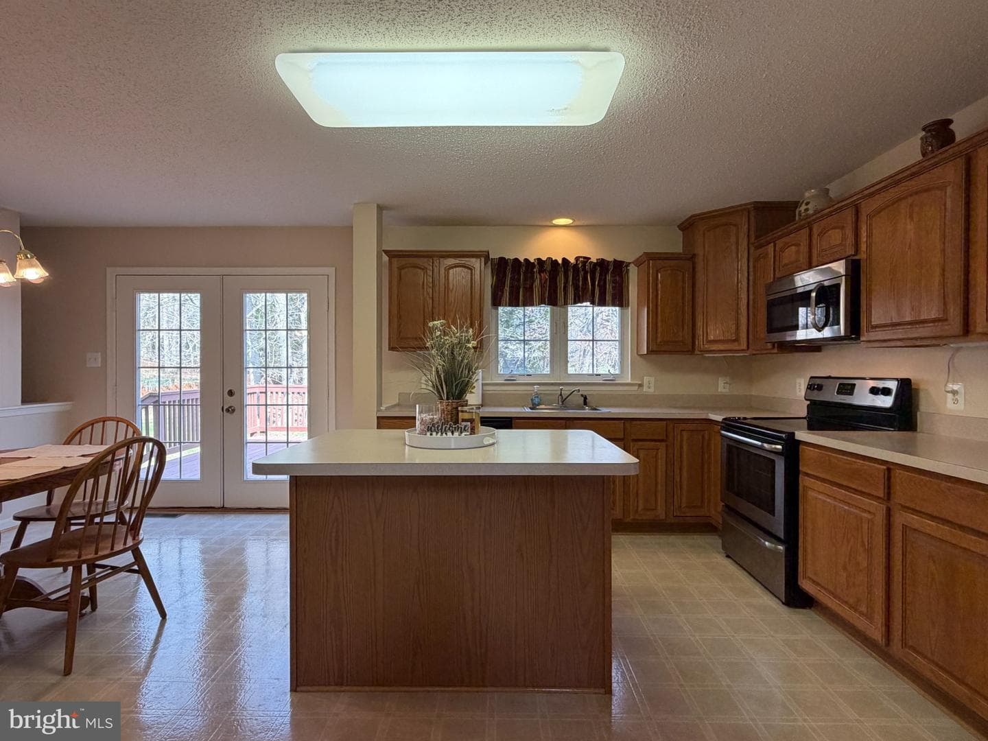 1209 Cornwall Drive photo 18