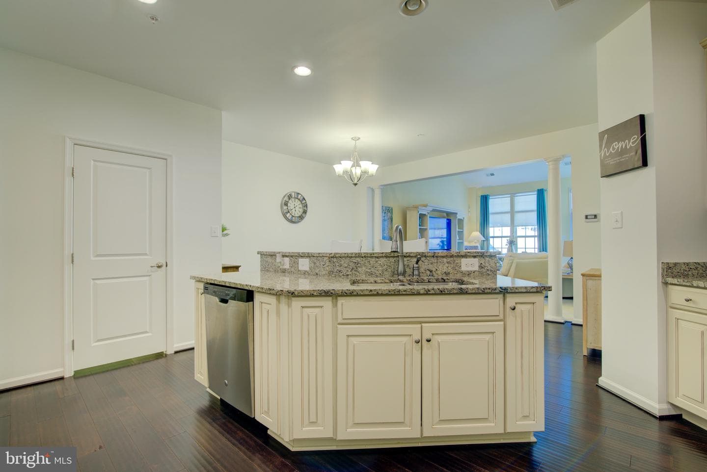 3063 Moonlight Place photo 4