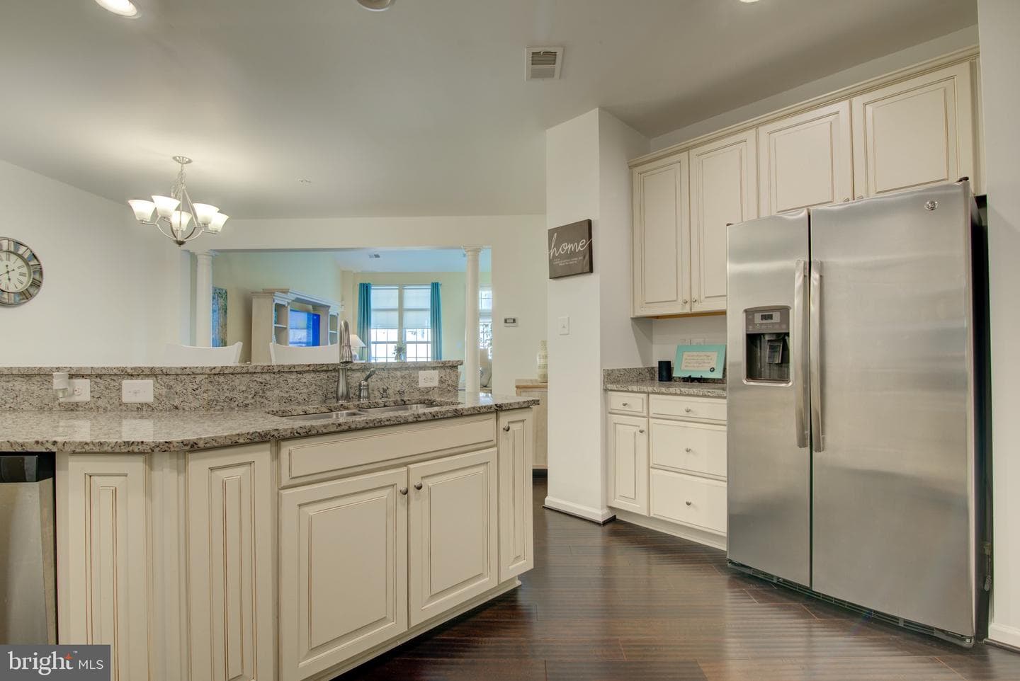 3063 Moonlight Place photo 5